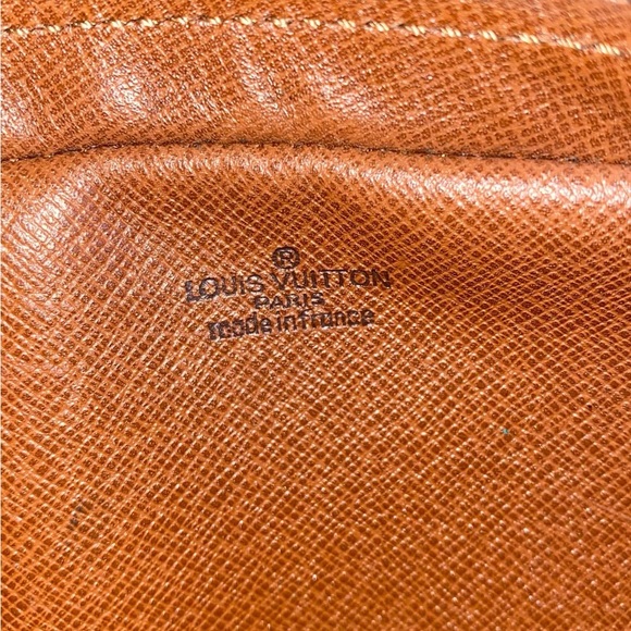 Authentic Vintage Louis Vuitton Saint Germain 23. - Picture 2 of 16